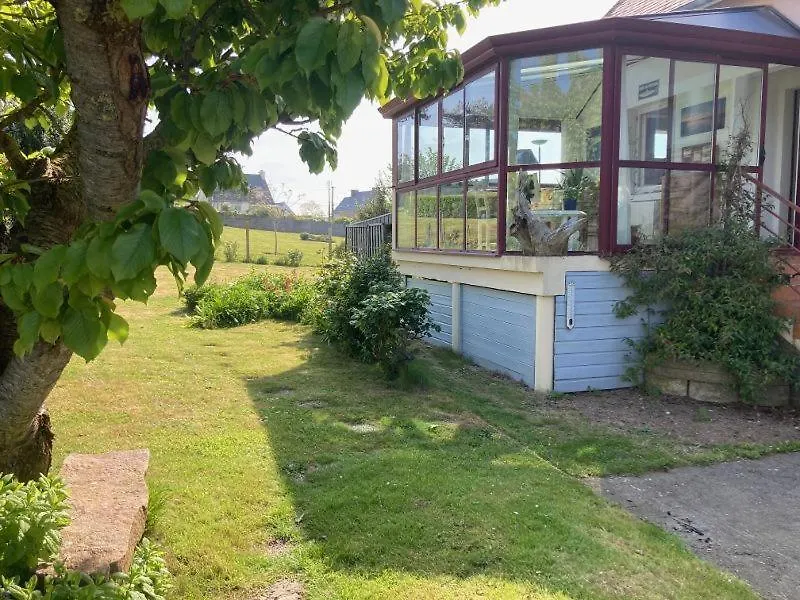 L'Abricotier Vila Frehel Villa